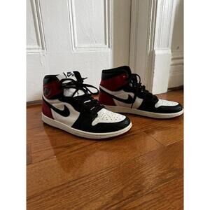 Air Jordan 1 Black Toe 2016